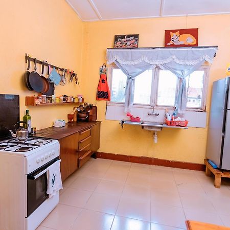 Faraja Homestay- Seamless Comfort In The Heart Of The City - Free Wifi, Warm Hospitality, And Local Delights Await Moshi Dış mekan fotoğraf